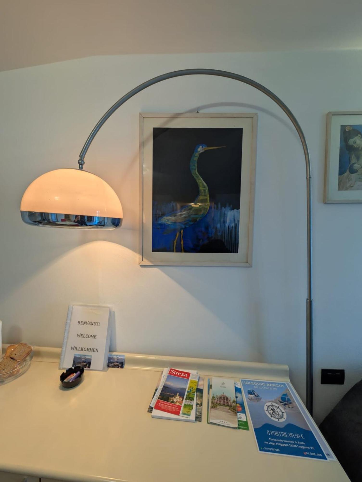 Appartamenti I Fiori Del Lago Laveno Exteriör bild